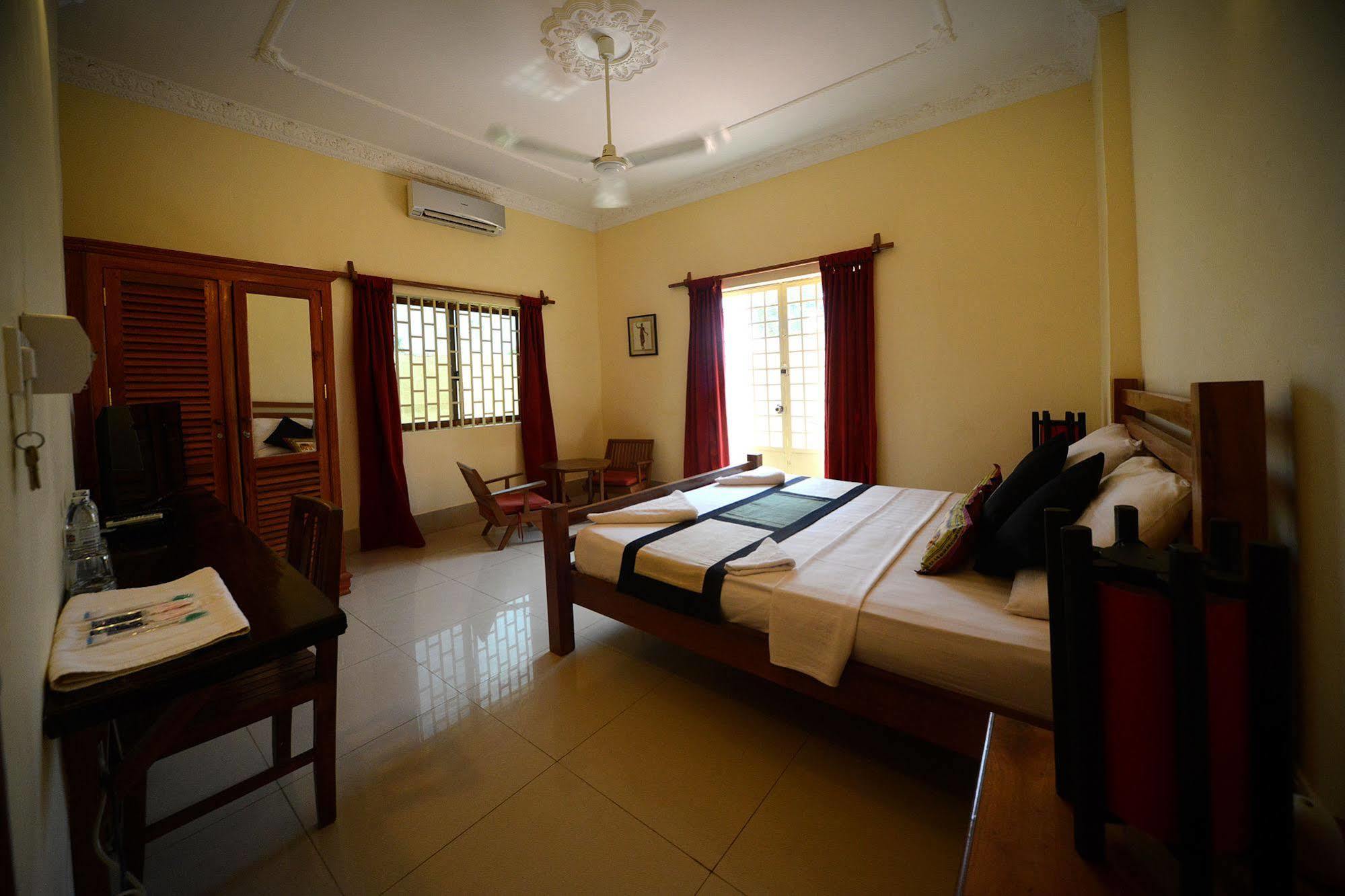 Hotel Mea Culpa Kampot Exterior foto